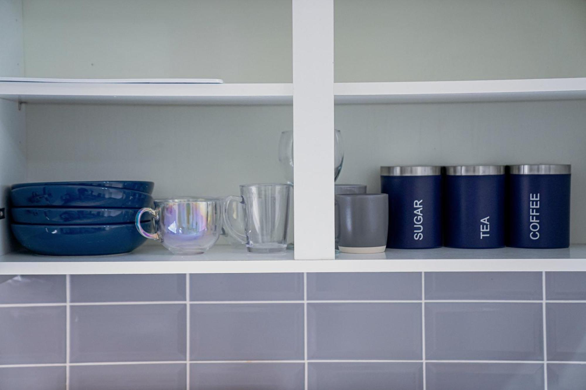 Hiltop 2bed Apartment, Near Centre, Sleeps 4 With Parking Apartment Coventry