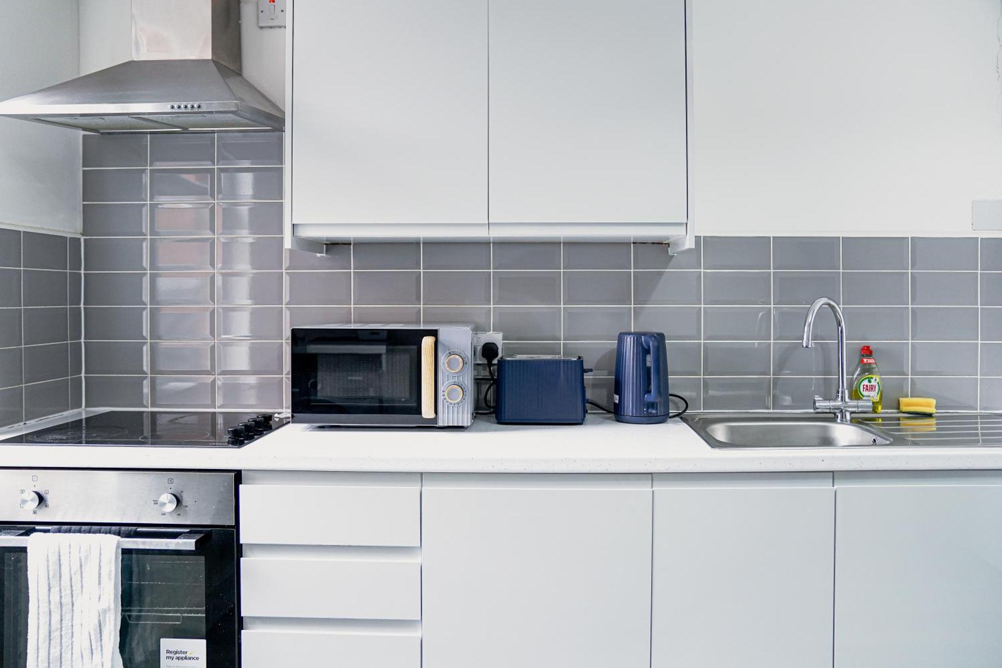 Apartment Hiltop 2bed Apartment, Near Centre, Sleeps 4 With Parking
